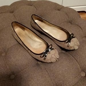 Dotty Signature Coach Flats